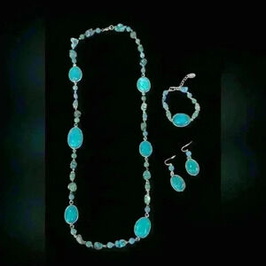 Vintage Stauer Turquoise necklace earrings set 4 pc in Box